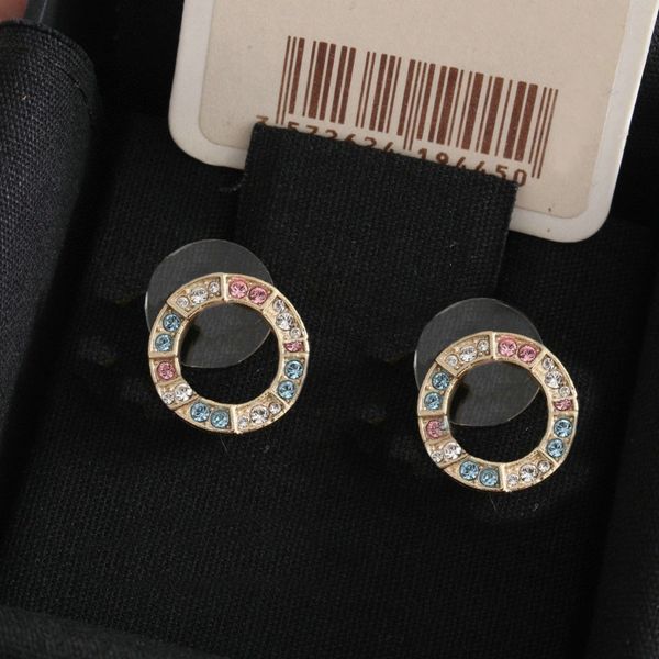 fashion colored diamonds hoop stud earrings for lady women party wedding lovers gift engagement jewelry for bride with box, Golden;silver
fashion colored diamonds hoop stud earrings for lady women party wedding lovers gift engagement jewelry for bride with box, Golden;silver