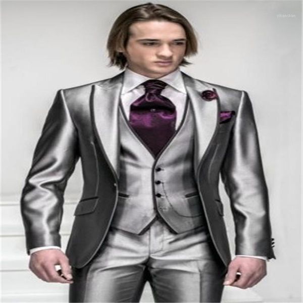 new korea-satin bright silver with black brim groom tuxedos man wedding suits prom/formal/bridegroom suit (jacket+pants+ves1, White;black
new korea-satin bright silver with black brim groom tuxedos man wedding suits prom/formal/bridegroom suit (jacket+pants+ves1, White;black