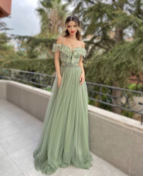 2022 sage green long evening dress a-line off shoulder bow tie belt ground lengt courtyard train prom dress new series, Black
2022 sage green long evening dress a-line off shoulder bow tie belt ground lengt courtyard train prom dress new series, Black