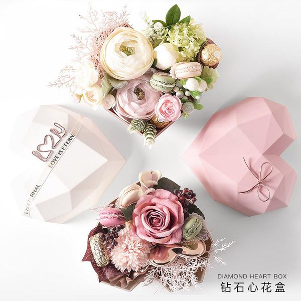 gift wrap ig style high-end birthday diamond heart shape flower box rose gold color inner packaging 
gift wrap ig style high-end birthday diamond heart shape flower box rose gold color inner packaging