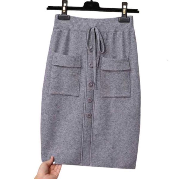 women autumn elegant knit sweet vintage skirt high waist a-line wild solid color bag hip mini skirt, Black
women autumn elegant knit sweet vintage skirt high waist a-line wild solid color bag hip mini skirt, Black