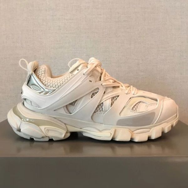 luxurys designer men track 3.0 sneakers 100% leather trainers women mesh nylon printed shoes 3m triple s platform casual shoes with box, Black
luxurys designer men track 3.0 sneakers 100% leather trainers women mesh nylon printed shoes 3m triple s platform casual shoes with box, Black