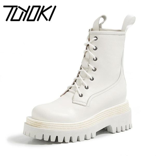 tuyoki real leather woman ankle boots fashion platform winter shoes woman warm thick heel short boot lady footwear size 34-40, Black
tuyoki real leather woman ankle boots fashion platform winter shoes woman warm thick heel short boot lady footwear size 34-40, Black