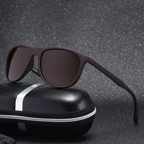 2021 new female black male frame polarized sunglasses driving sports fashion eyewear vintage retro uv400 qdup, White;black
2021 new female black male frame polarized sunglasses driving sports fashion eyewear vintage retro uv400 qdup, White;black