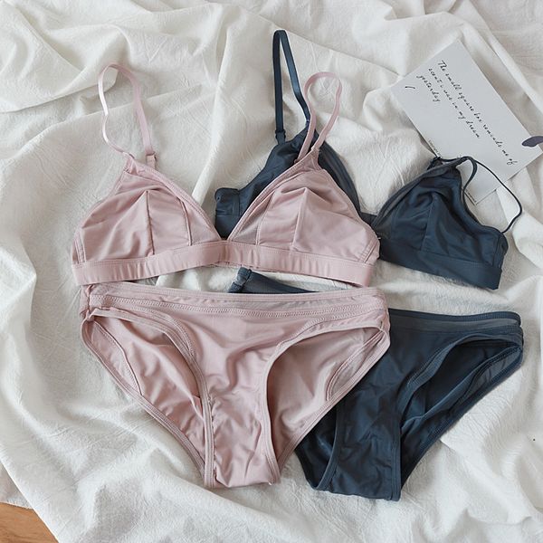 wriufred cool milk shreds and briefs spliced mesh yarn wirecomfortable bra set without sponge ultra-thin underwear y200708, Red;black
wriufred cool milk shreds and briefs spliced mesh yarn wirecomfortable bra set without sponge ultra-thin underwear y200708, Red;black