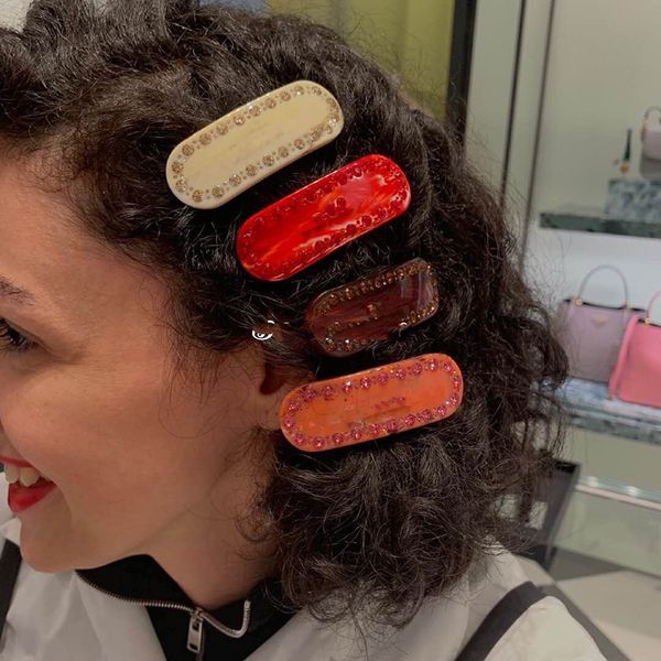 mixed colors women letter hair clips neverful fashion accessories hairpin plastic barrettes neverful lucite designer hair clip for the party, Golden;silver
mixed colors women letter hair clips neverful fashion accessories hairpin plastic barrettes neverful lucite designer hair clip for the party, Golden;silver