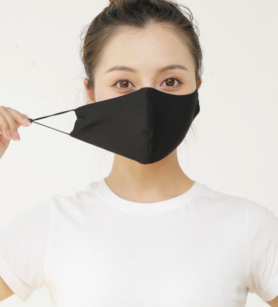 anti-uv reusable cloth ice washable breathable silk face cover anti dust windproof mask for adults solid color
anti-uv reusable cloth ice washable breathable silk face cover anti dust windproof mask for adults solid color