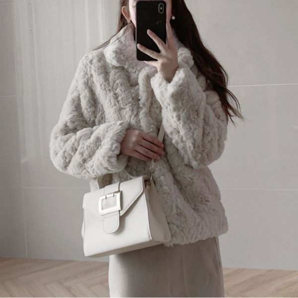 2021 new autumn and new skin fashions of the false hand warm jacket ladies open temperament short women's winter coat, Black
2021 new autumn and new skin fashions of the false hand warm jacket ladies open temperament short women's winter coat, Black
