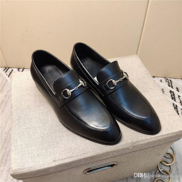 g1 pointed toe british style oxfords luxury men dress shoes genuine leather imported turkey 2020 33, Black
g1 pointed toe british style oxfords luxury men dress shoes genuine leather imported turkey 2020 33, Black