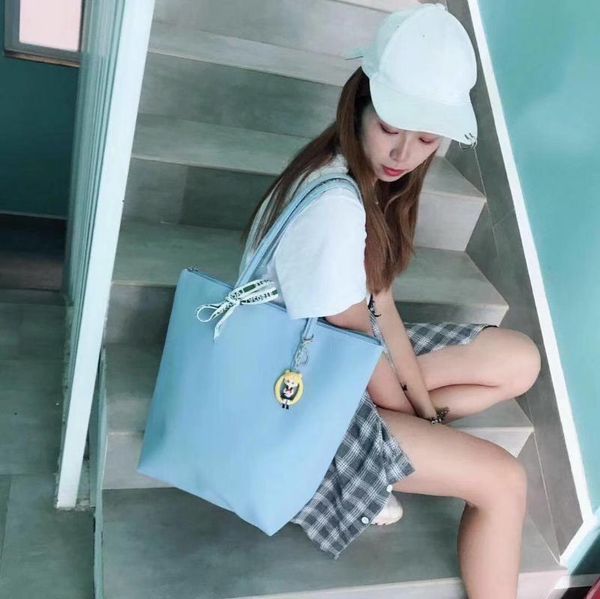 totes french fashion vertical medium crocodile female bag shoulder handbag mommy large capacity shopping
totes french fashion vertical medium crocodile female bag shoulder handbag mommy large capacity shopping