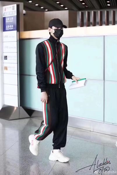 brand sportswear men's designer sportswear men's designer brand sportswear printing men's brand suits spring and autumn hoodi, Gray
brand sportswear men's designer sportswear men's designer brand sportswear printing men's brand suits spring and autumn hoodi, Gray