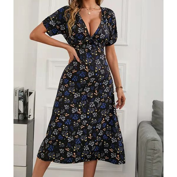 woman fashion new summer v-neck big pendulum dress rayon printing short sleeve waist retraction, Black;gray
woman fashion new summer v-neck big pendulum dress rayon printing short sleeve waist retraction, Black;gray