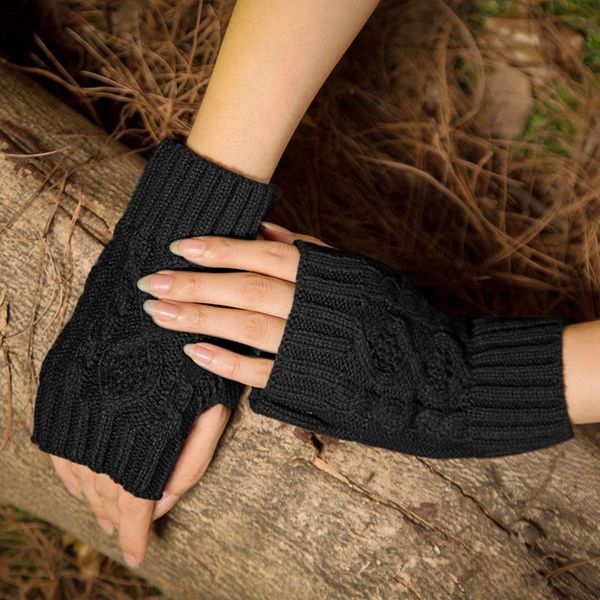 five fingers gloves fashion ladies trendy fingerless half-finger typing female diamond texture soft and comfortable mitten solid color, Blue;gray
five fingers gloves fashion ladies trendy fingerless half-finger typing female diamond texture soft and comfortable mitten solid color, Blue;gray