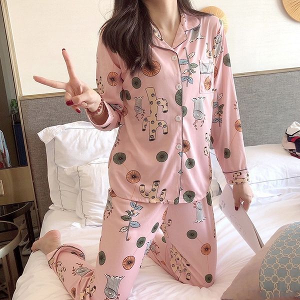 3pieces/lot 2021 autumn womens pajamas sets cute print fashion luxury female cotton shirts+pants suit night sleepwear, Black;red
3pieces/lot 2021 autumn womens pajamas sets cute print fashion luxury female cotton shirts+pants suit night sleepwear, Black;red