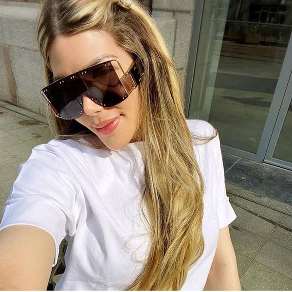 sunglasses women's famous one-piece lens sunglass female retro vintage rimless sun glasses for women fashion shades, White;black
sunglasses women's famous one-piece lens sunglass female retro vintage rimless sun glasses for women fashion shades, White;black