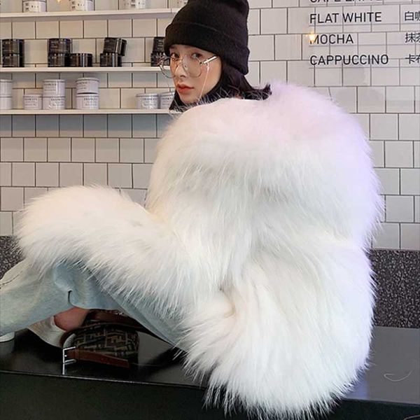 2020 new winter faux fur fashion women jacket luxury female outwear loose puls size elegant ladies overcoat, Black
2020 new winter faux fur fashion women jacket luxury female outwear loose puls size elegant ladies overcoat, Black