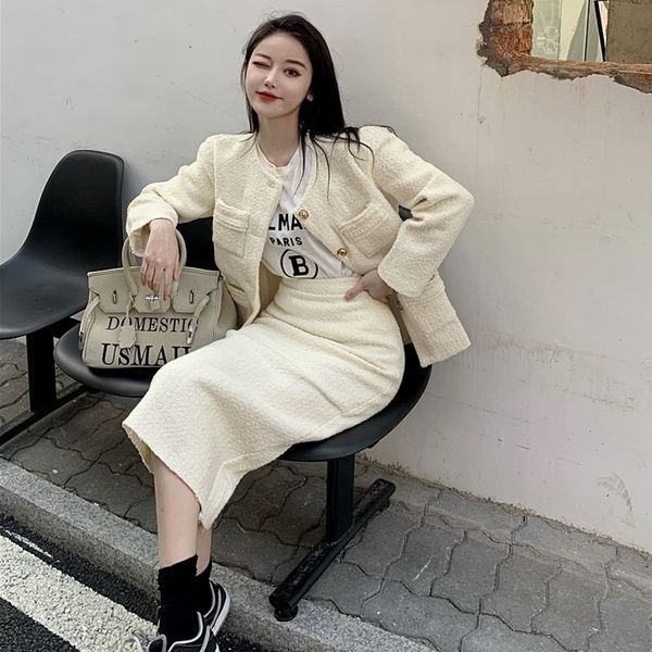 autumn 2020 new loose tweed coat + high waist hip skirt two piece fashion suit for women
autumn 2020 new loose tweed coat + high waist hip skirt two piece fashion suit for women