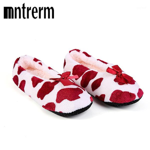 mntrerm new snowflake pattern home woman shoes cotton wool plush slippers women floor shoes non-slip indoor for family1, Black
mntrerm new snowflake pattern home woman shoes cotton wool plush slippers women floor shoes non-slip indoor for family1, Black