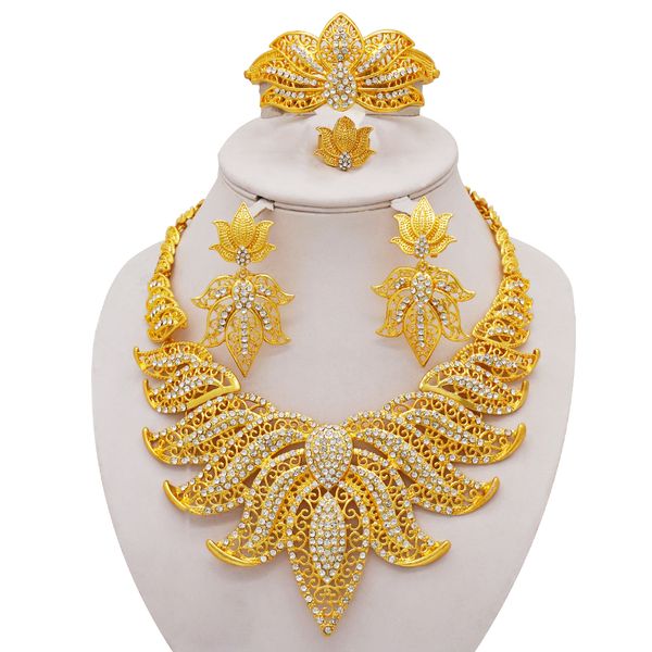 african jewelry sets fashion gold leaves shape crystal necklace bracelet ring earring bridal wedding jewelry accessories 201222, Slivery;crystal
african jewelry sets fashion gold leaves shape crystal necklace bracelet ring earring bridal wedding jewelry accessories 201222, Slivery;crystal