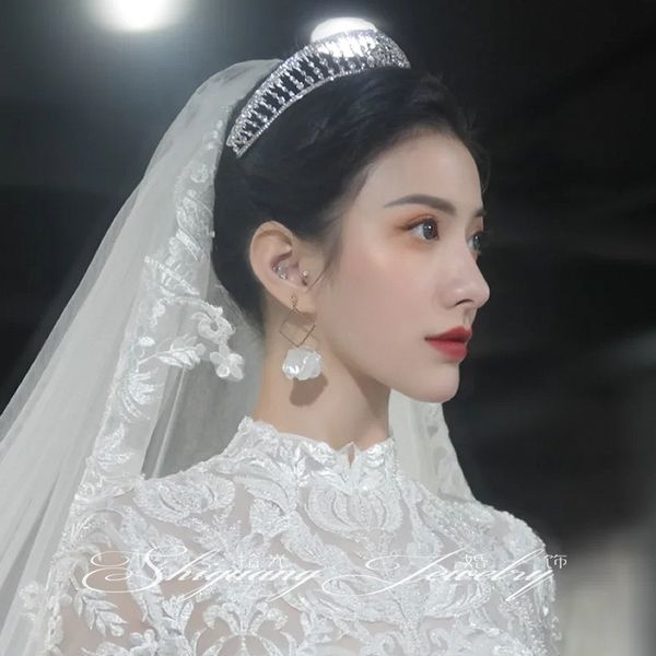 bridal wedding dress accessories net red headdress girl super immortal gift 18-year-old crown, Silver
bridal wedding dress accessories net red headdress girl super immortal gift 18-year-old crown, Silver