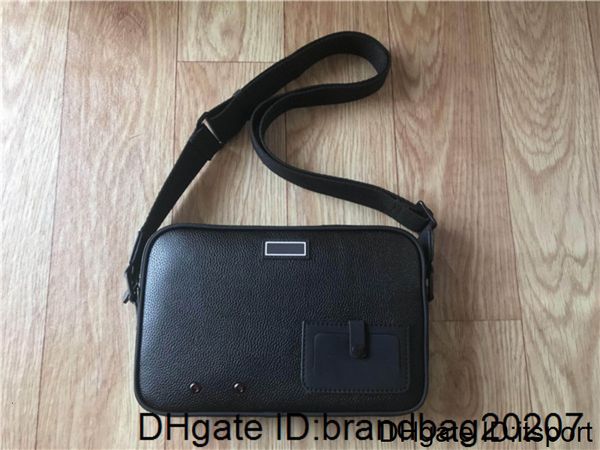 global classic luxury with leather canvas men's shoulder bag handbag black 43918 size 28cm 19cm 6cm
global classic luxury with leather canvas men's shoulder bag handbag black 43918 size 28cm 19cm 6cm