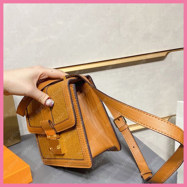 womens luxurys designers bags handbags purses fashion brand cross body bag messenger mens shoulder bag come with box 210108v
womens luxurys designers bags handbags purses fashion brand cross body bag messenger mens shoulder bag come with box 210108v