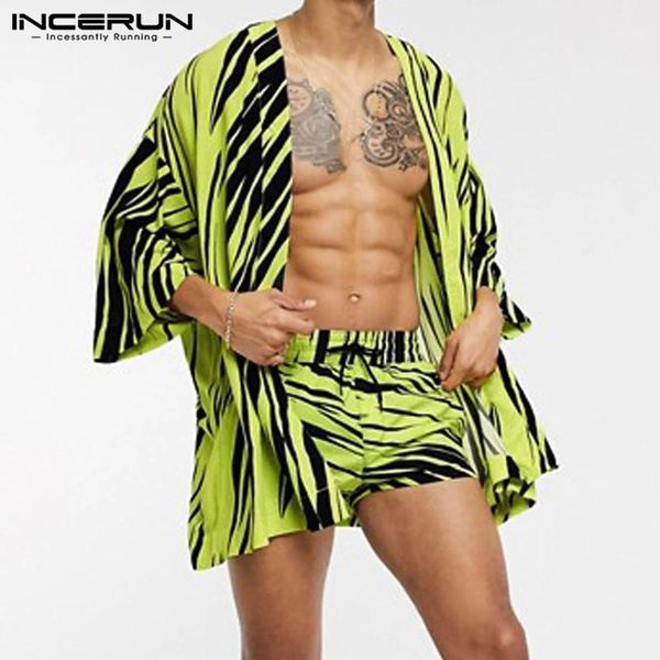2020 fashion men summer printed sets man hawaiian holiday loose suits long sleeve cardigan casual shorts streetwear s-5xl1, Gray
2020 fashion men summer printed sets man hawaiian holiday loose suits long sleeve cardigan casual shorts streetwear s-5xl1, Gray