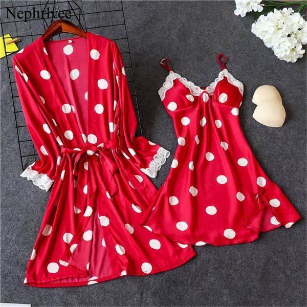 women's sleepwear 2pcs satin lady pajamas suit nighty&robe with chest pad casual bridal wedding gift homewear nightgown s002551, Black;red
women's sleepwear 2pcs satin lady pajamas suit nighty&robe with chest pad casual bridal wedding gift homewear nightgown s002551, Black;red