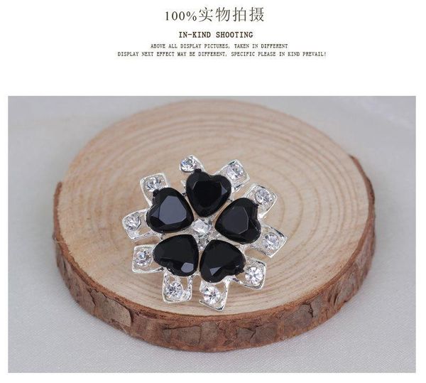 brooches retro style black big crystal brooch colored flower women brooch pins crystal rhinestone brooches, Gray
brooches retro style black big crystal brooch colored flower women brooch pins crystal rhinestone brooches, Gray