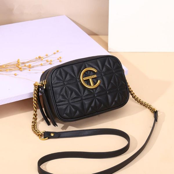 2020 new genuine leather small square bags fashion chain shoulder messenger bags women purse and handbag sac a main
2020 new genuine leather small square bags fashion chain shoulder messenger bags women purse and handbag sac a main