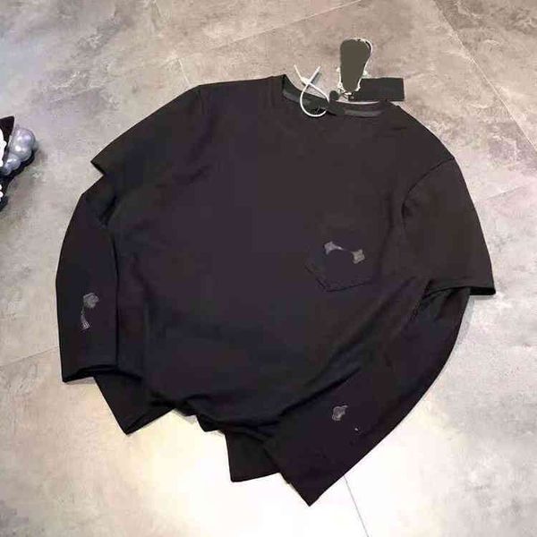 2022 factory wholesale new high version spring and summer fashion croix pocket 2-piece round neck pullover loose leisure long sleeve t-shirt, White
2022 factory wholesale new high version spring and summer fashion croix pocket 2-piece round neck pullover loose leisure long sleeve t-shirt, White