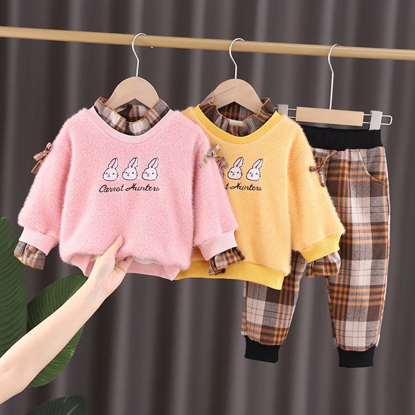 girls' 2020 new foreign style children's autumn and winter plush thickening girl baby's fashionable two piece suit, White
girls' 2020 new foreign style children's autumn and winter plush thickening girl baby's fashionable two piece suit, White