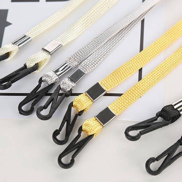 two colors adjustable 4 lanyard face anti-lost hooks traceless ear hanging rope mask extension holder
two colors adjustable 4 lanyard face anti-lost hooks traceless ear hanging rope mask extension holder