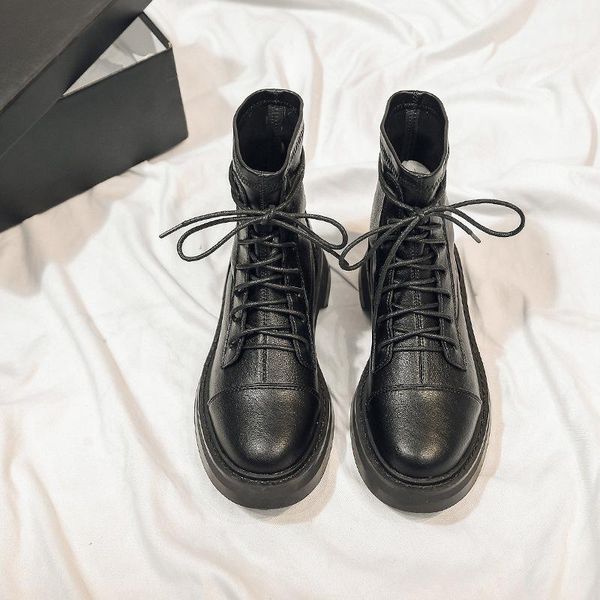 ботильоны для женщин 2020 осень мотоцикл boots толстые пятки платформы обувь женщина скольжения на круглый toe моды мартин, Black
ботильоны для женщин 2020 осень мотоцикл boots толстые пятки платформы обувь женщина скольжения на круглый toe моды мартин, Black