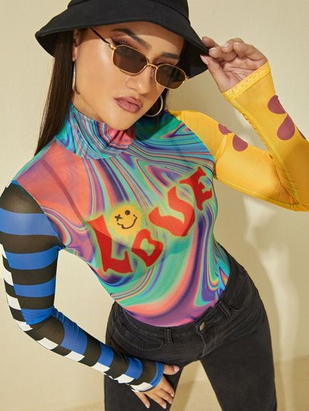 mock neck letter & cartoon & striped pattern colorblock p4wg#, White 
mock neck letter & cartoon & striped pattern colorblock p4wg#, White