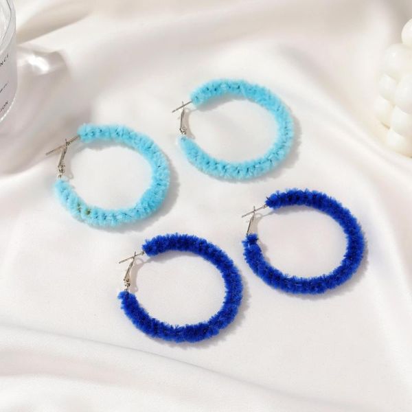 lats hairy big hoop earring simple pure color furry circle earrings for women autumn and winter earings fashion elegant jewelry, Golden;silver
lats hairy big hoop earring simple pure color furry circle earrings for women autumn and winter earings fashion elegant jewelry, Golden;silver