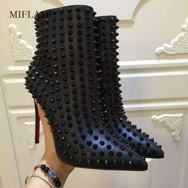 2021 new fashion luxury women high heels cool rivets pointed toe stiletto ankle boots side zipper studded rivte thin heels shoes1, Black
2021 new fashion luxury women high heels cool rivets pointed toe stiletto ankle boots side zipper studded rivte thin heels shoes1, Black