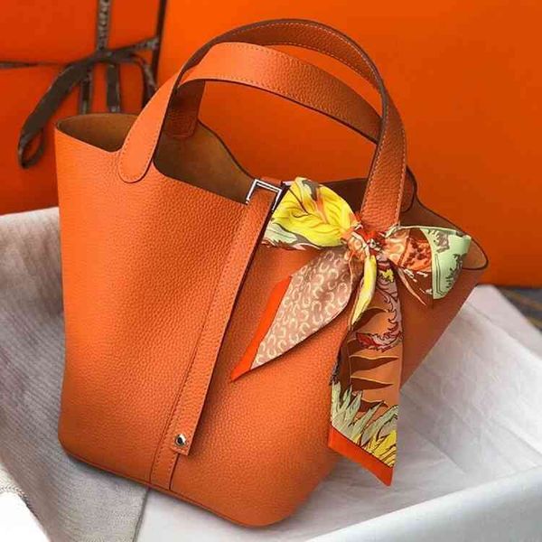 luxury h bags 2022 designer picotins lock vegetable basket women's fashion large capacity bucket hand carrying single shoulder messenge
luxury h bags 2022 designer picotins lock vegetable basket women's fashion large capacity bucket hand carrying single shoulder messenge