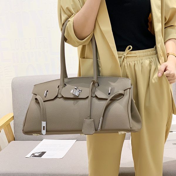 designer- fashion pouch padlock leather handbags for women ladies crossbody messenger shoulder bags 5 colors 42cm
designer- fashion pouch padlock leather handbags for women ladies crossbody messenger shoulder bags 5 colors 42cm