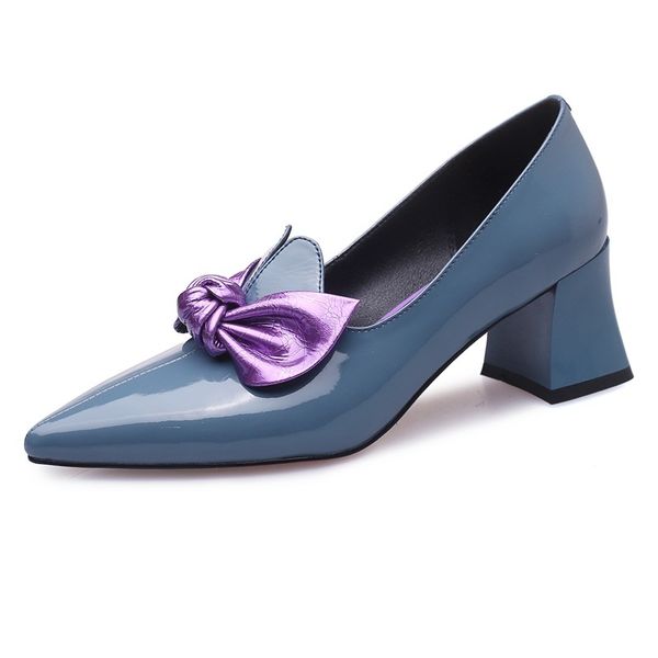 2021 genuine leather. thick ladies'office. high-quality shoes from women high heels. women's party shoes. 8dnz, Black
2021 genuine leather. thick ladies'office. high-quality shoes from women high heels. women's party shoes. 8dnz, Black