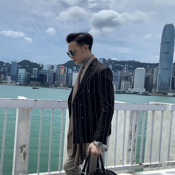 daio mens korean men's slim suit casual white stripe british fashion single western double row coat
daio mens korean men's slim suit casual white stripe british fashion single western double row coat