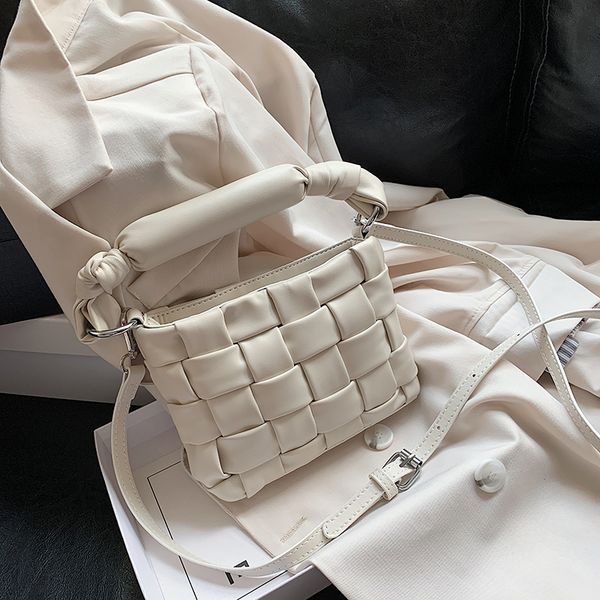 weave design mini pu leather crossbody bags for women 2020 elegant shoulder handbags female travel summer totes c1019
weave design mini pu leather crossbody bags for women 2020 elegant shoulder handbags female travel summer totes c1019