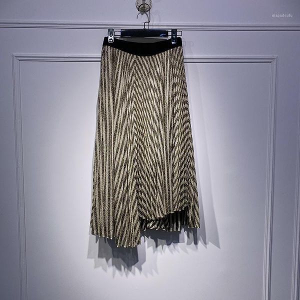2020 autumn winter golden glitter striped pleated skirt women wild comfortable elastic waist irregular long skirts1, Black
2020 autumn winter golden glitter striped pleated skirt women wild comfortable elastic waist irregular long skirts1, Black