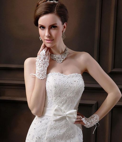 women lace satin fingerless bridal gloves wedding fashion bride elegant short rhinestone dress gloves party accessories #w5, Blue;gray
women lace satin fingerless bridal gloves wedding fashion bride elegant short rhinestone dress gloves party accessories #w5, Blue;gray
