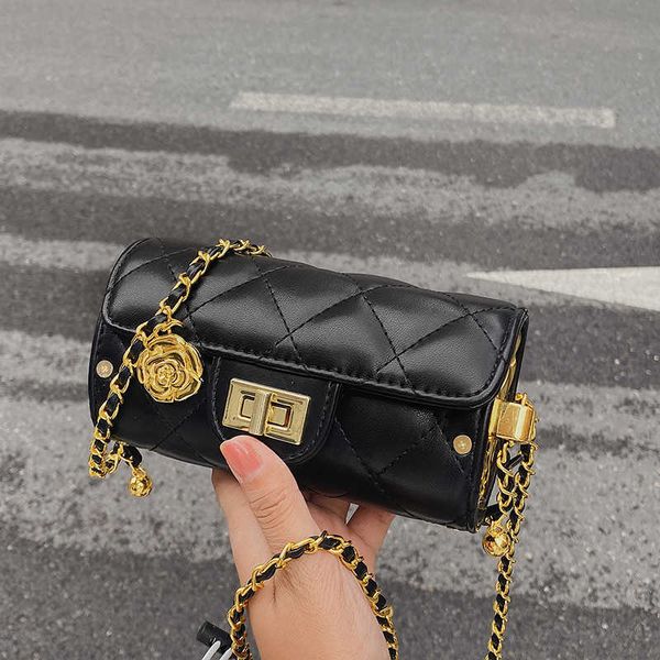 luxuri brand bag woman mini barrel clutch purse classic vintage cross body bag women metal chain strap messenger bags pu leather
luxuri brand bag woman mini barrel clutch purse classic vintage cross body bag women metal chain strap messenger bags pu leather