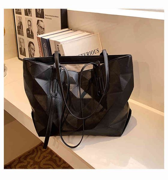 handbags bags meimu large capacity bag women's 2021 autumn winter fashion style with texture, foreign commuter one, Black;red
handbags bags meimu large capacity bag women's 2021 autumn winter fashion style with texture, foreign commuter one, Black;red