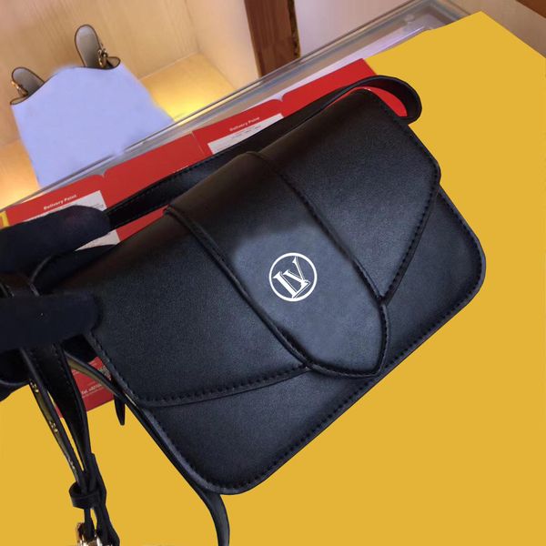 22ss womens shoulder bags leather designer and strap france brand familylvs cross body and handbags
22ss womens shoulder bags leather designer and strap france brand familylvs cross body and handbags
