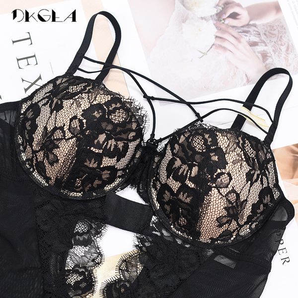 new fashion women jumpsuit lace floral hollow out white embroidery bodysuit black deep v straps bodysuits mesh transparent q1219, Black;white
new fashion women jumpsuit lace floral hollow out white embroidery bodysuit black deep v straps bodysuits mesh transparent q1219, Black;white