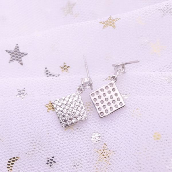 hengsheng s925 silver cross-border one product dropshipping square fashion korean style simple zircon stud earrings womens earrings
hengsheng s925 silver cross-border one product dropshipping square fashion korean style simple zircon stud earrings womens earrings