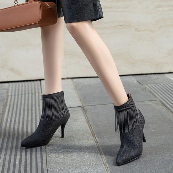 2020 autumn winter women's boots shoes black silver tassel chain pointed toe elegant thin high heels women's ankle boots1
2020 autumn winter women's boots shoes black silver tassel chain pointed toe elegant thin high heels women's ankle boots1
